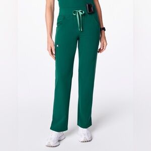 Figs Kade Cargo Scrub Pants